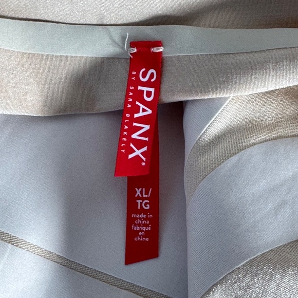Spanx Mid Thigh Bodysuit Flesh Tone Sz XL - Picture 6 of 9